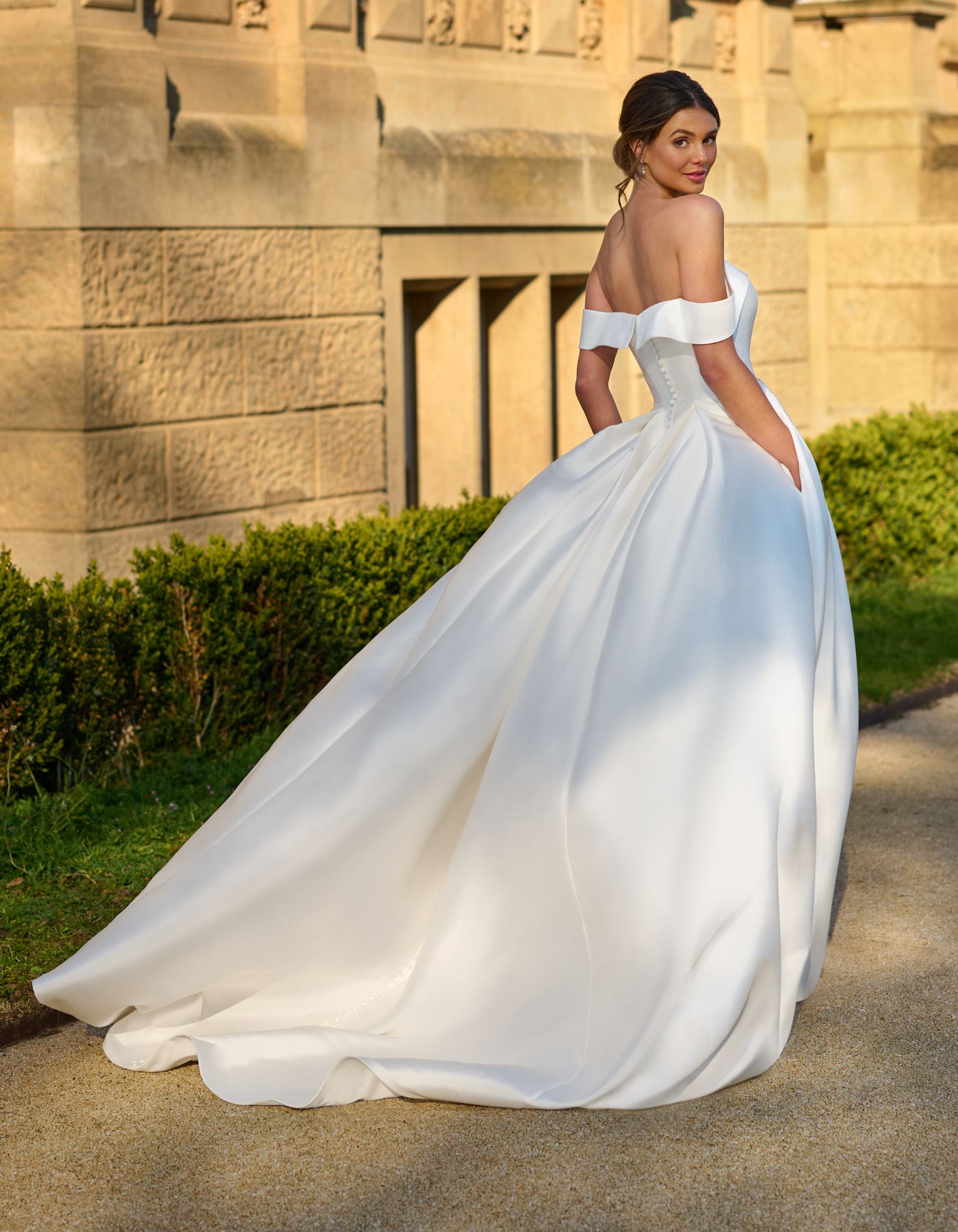 designer dresses adelaide DESIGNER DRESS HIRE ADELAIDE TENN
