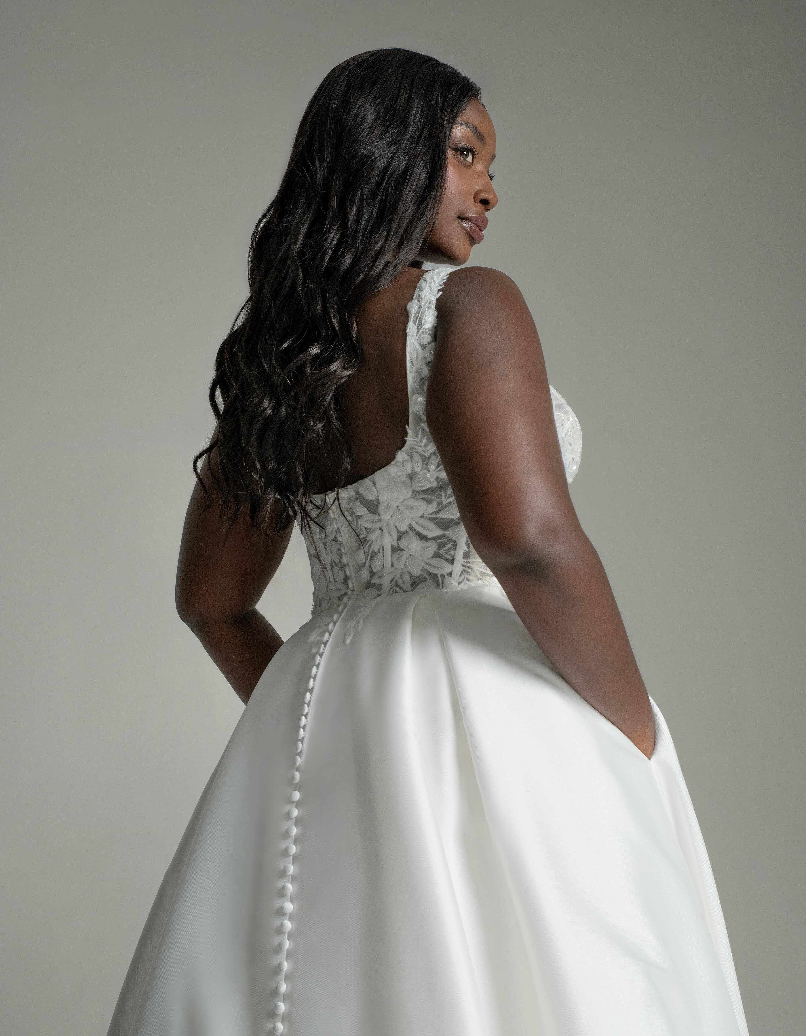 caitlin-ballgown-wedding-dress-crop2-anna-sorrano.jpg