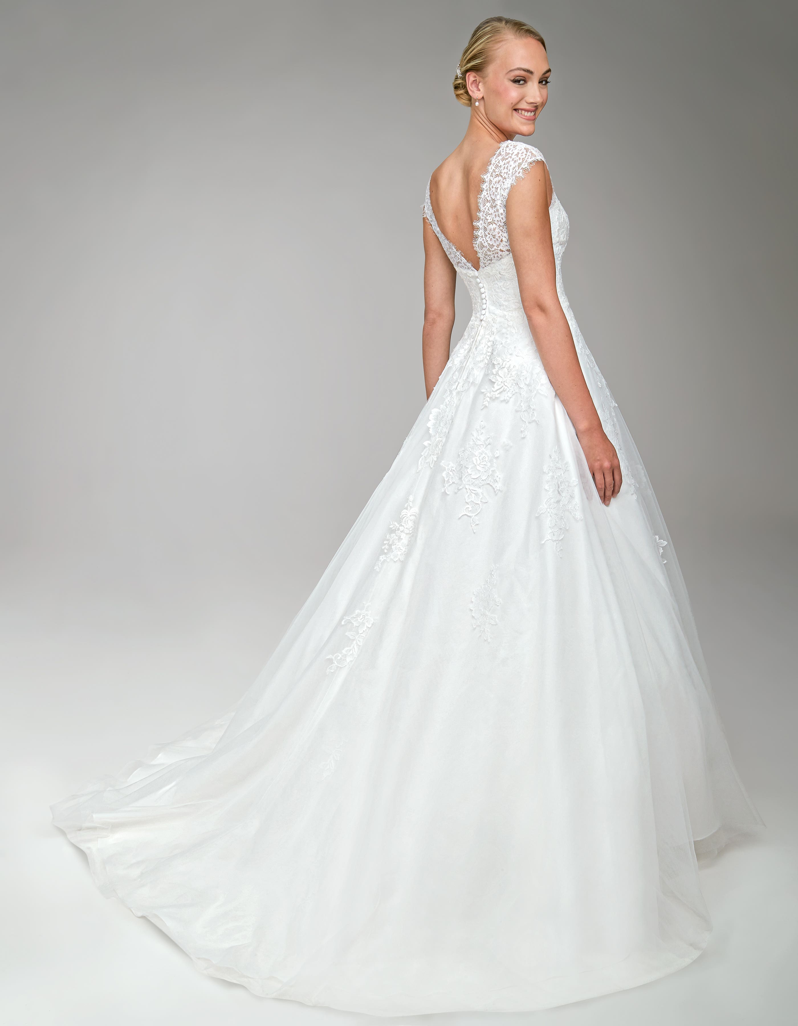 Harriet aline weding dress back Anna Sorrano