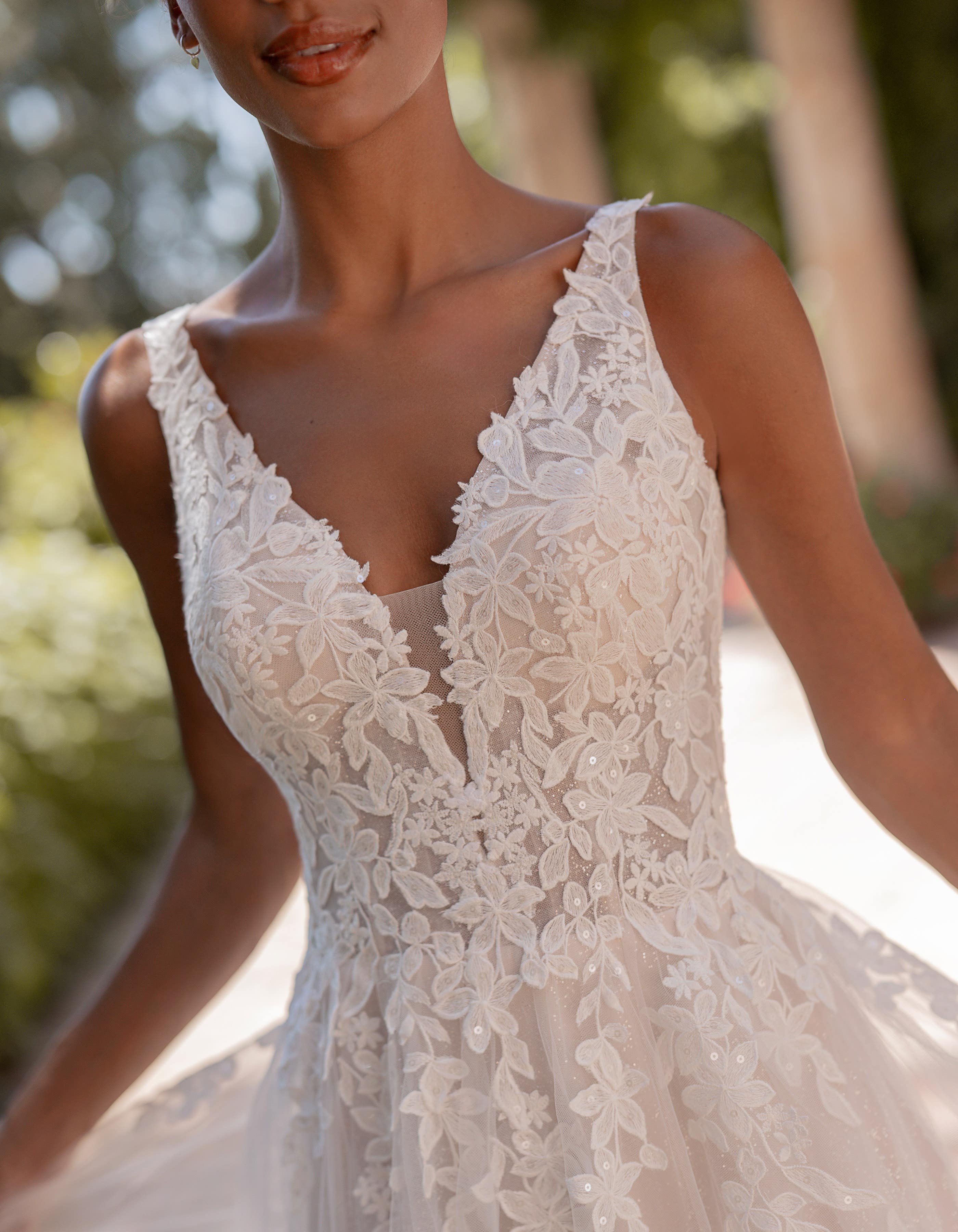 hera-a-line-wedding-dress-crop2-viva-bride.jpg