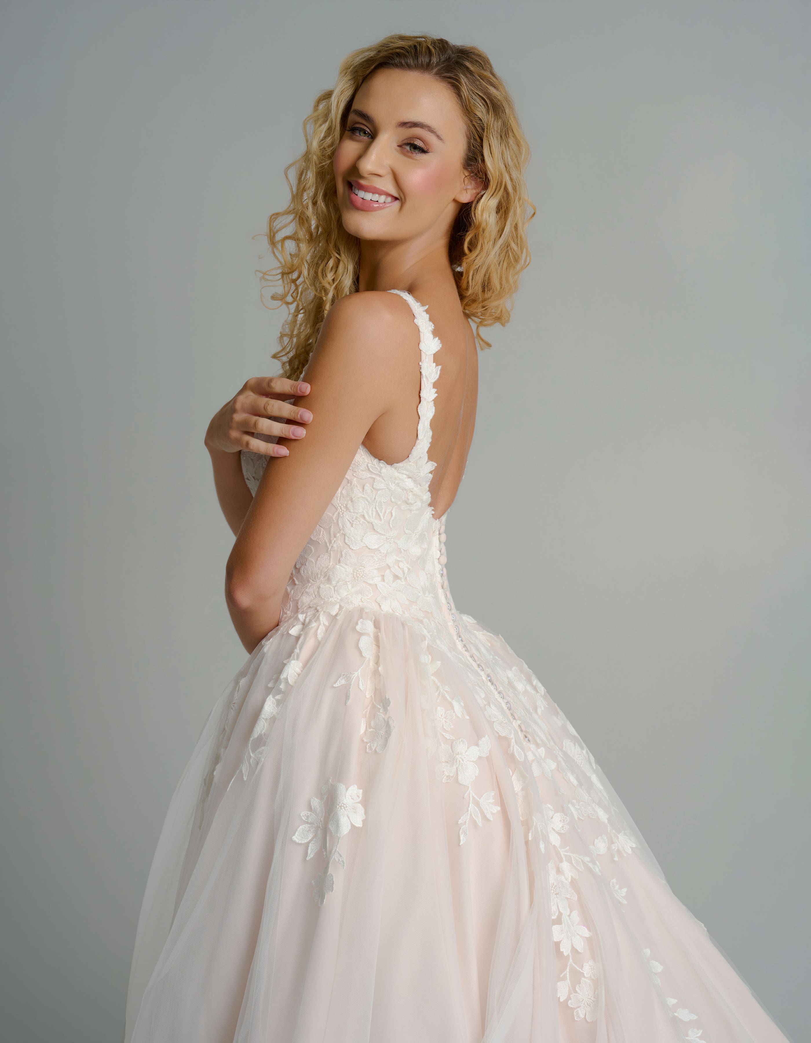 laurentis-ballgown-wedding-dress-viva-bride-wed2b-crop2-lores.jpg