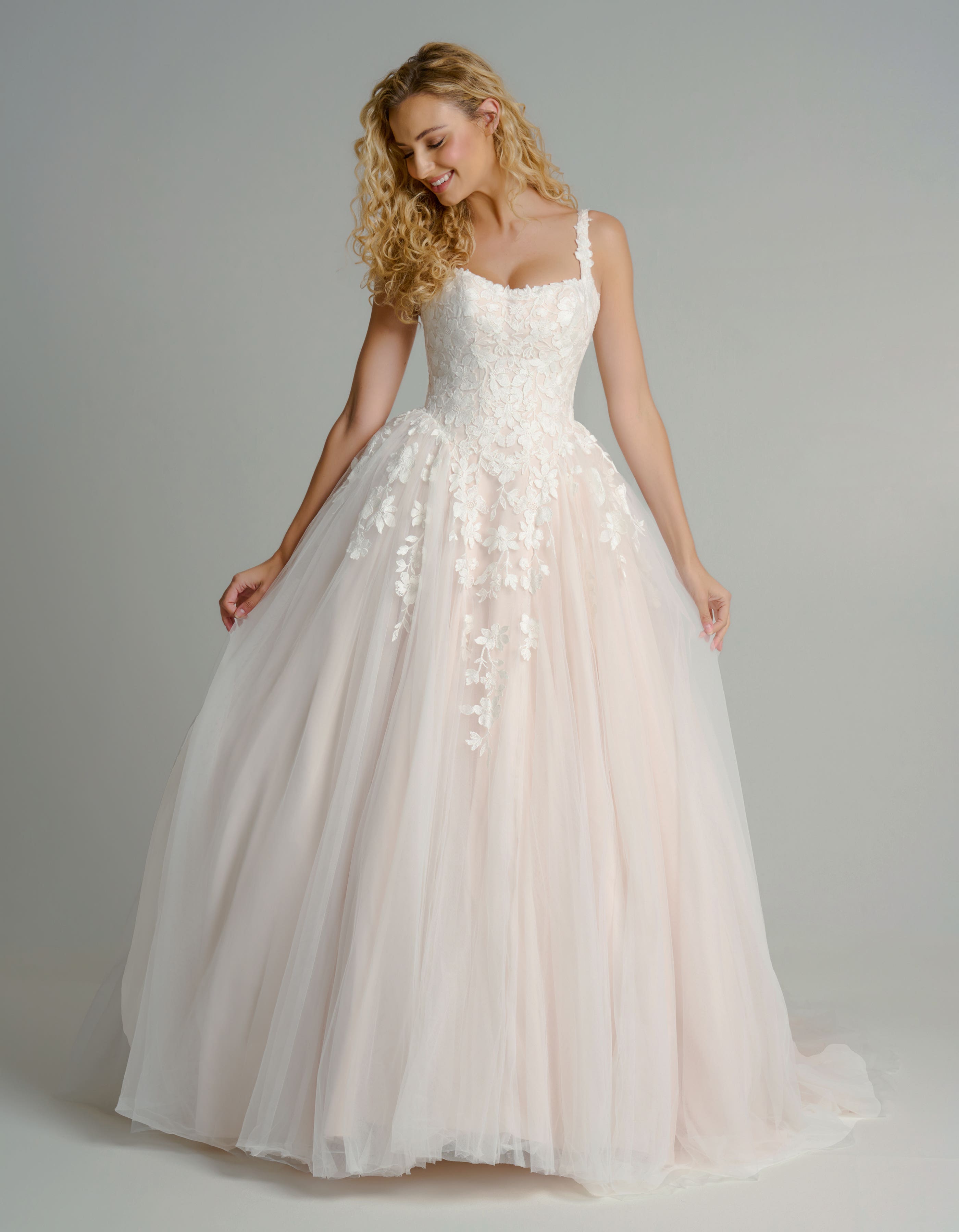 laurentis-ballgown-wedding-dress-viva-bride-wed2b-front-lores.jpg