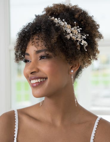 Elegant Rose Gold Accessories for a Chic Bride | wed2b Elegant Rose Gold Accessories for a Chic Bride | wed2b