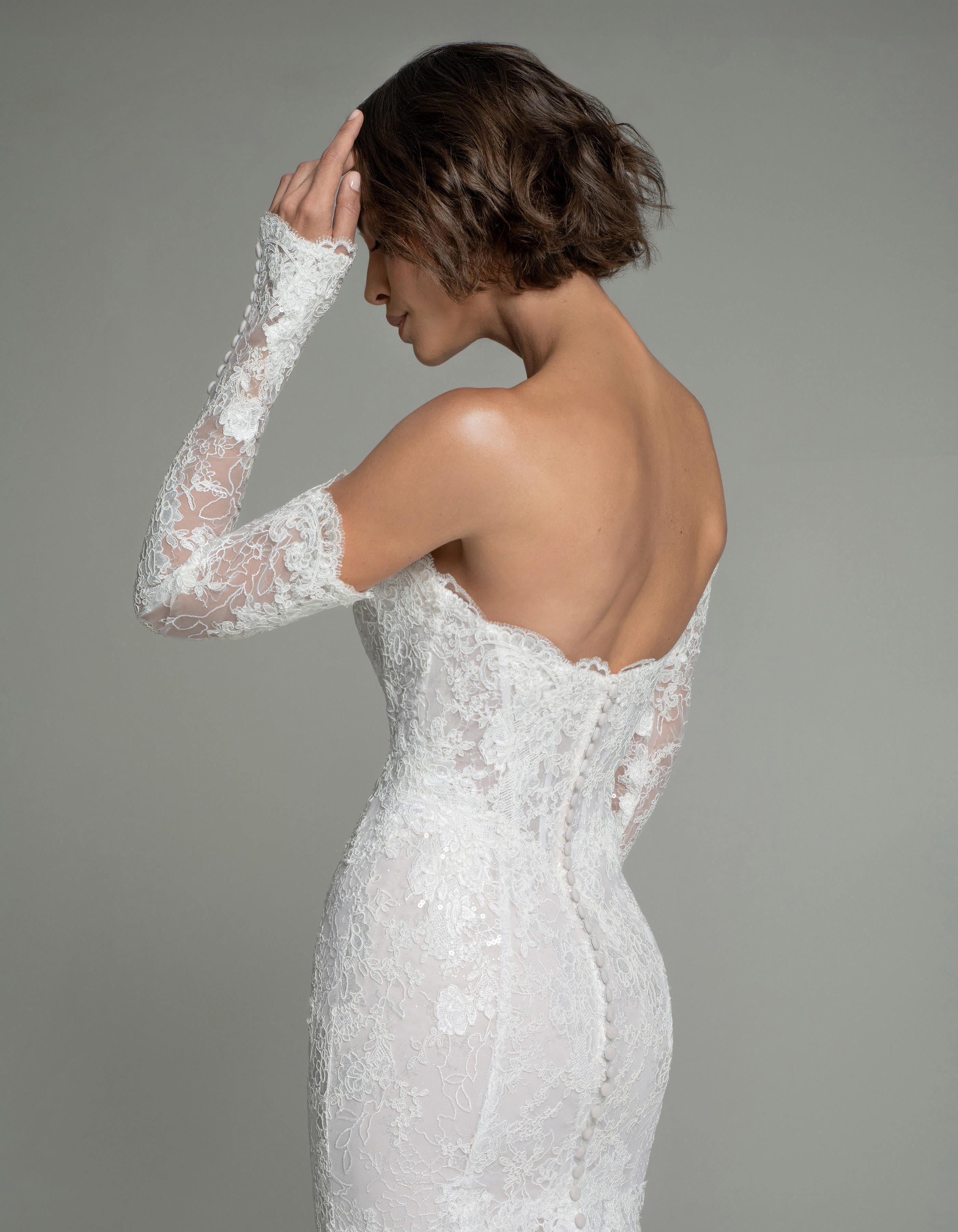 lourdes-sheath-wedding-dress-crop2-aaliyah-quinn.jpg