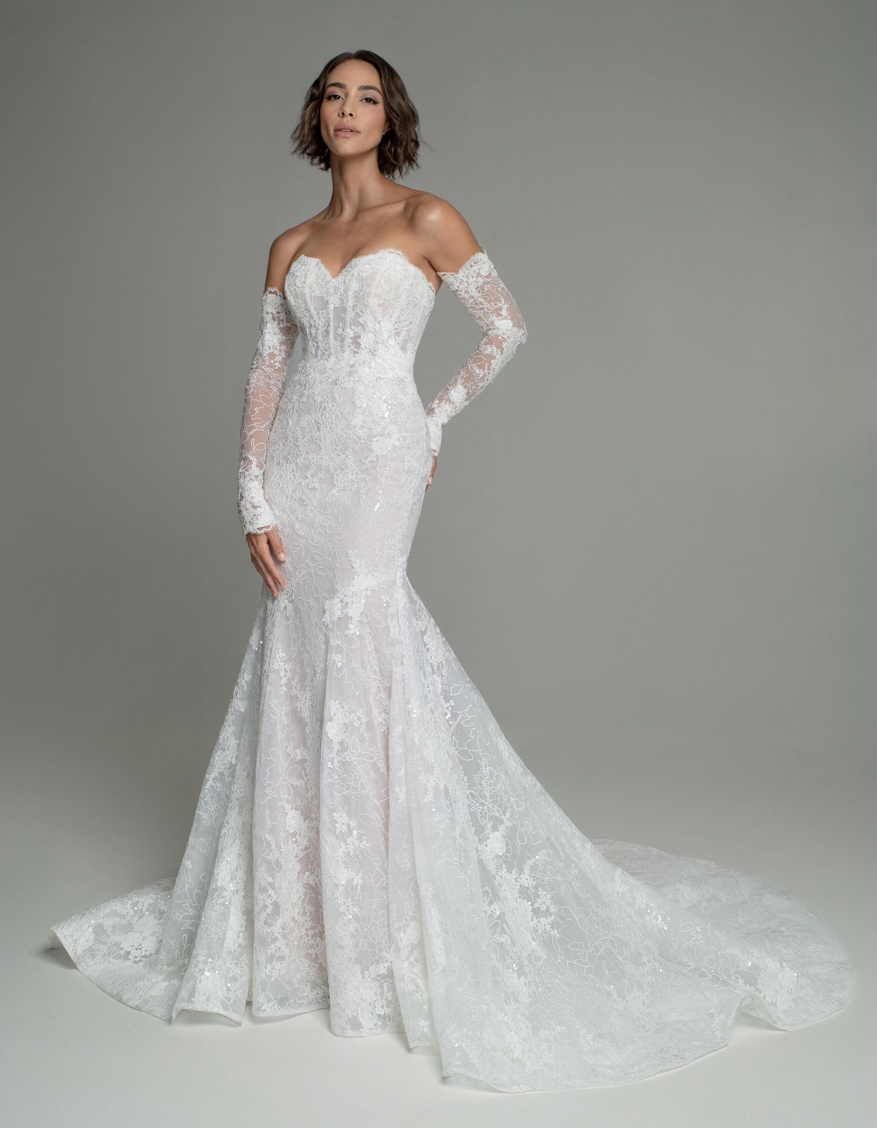 lourdes-sheath-wedding-dress-front-aaliyah-quinn.jpg