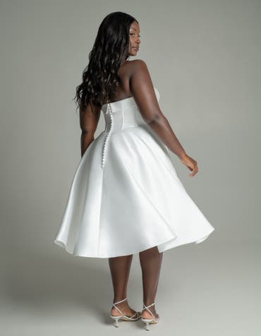 strapless cocktail dress for wedding White Strapless Short Wedding Dress with Intricate Beaded Fringe and Sheer Layer