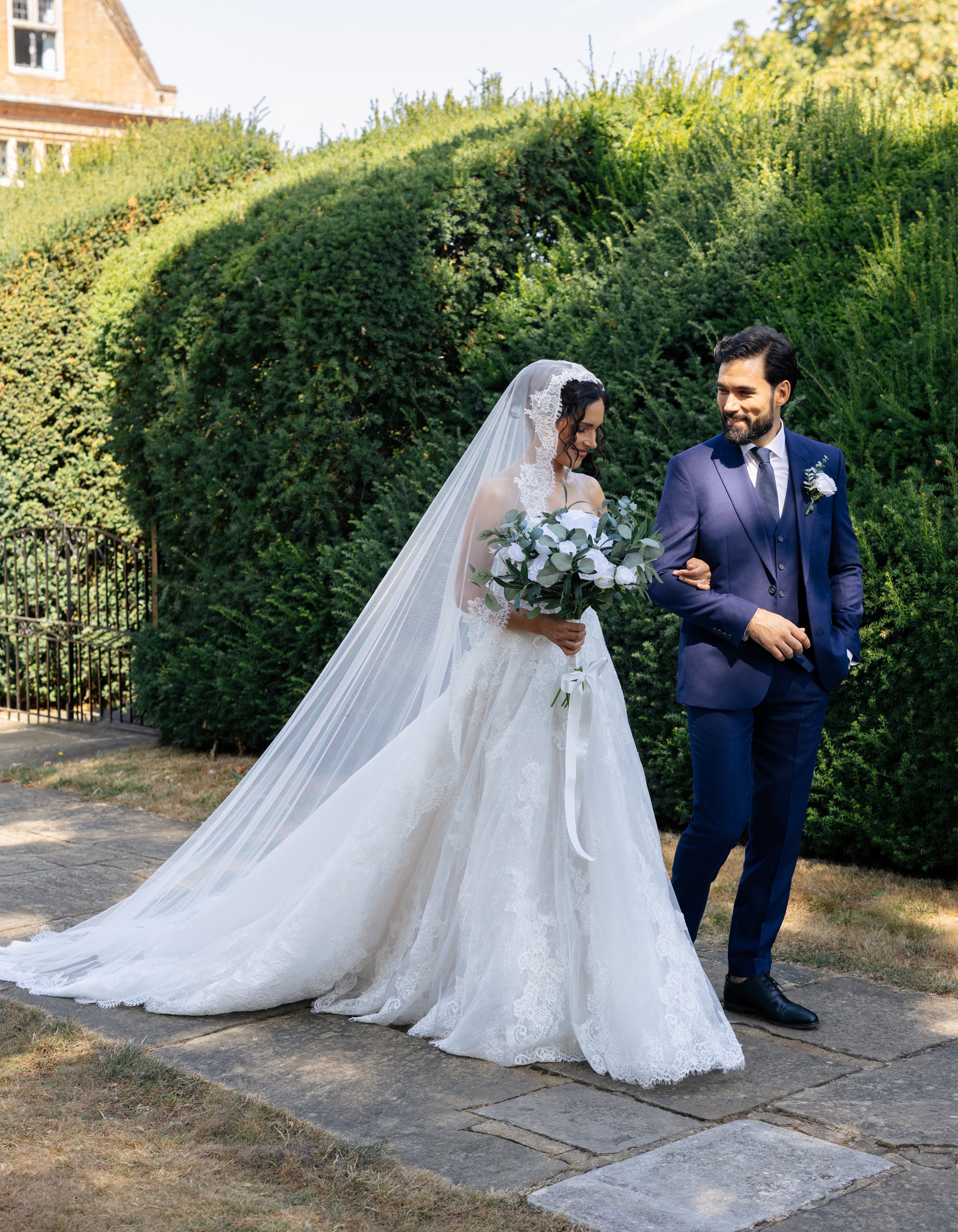 mercia-aline-wedding-dress-front-anna-sorrano.jpg