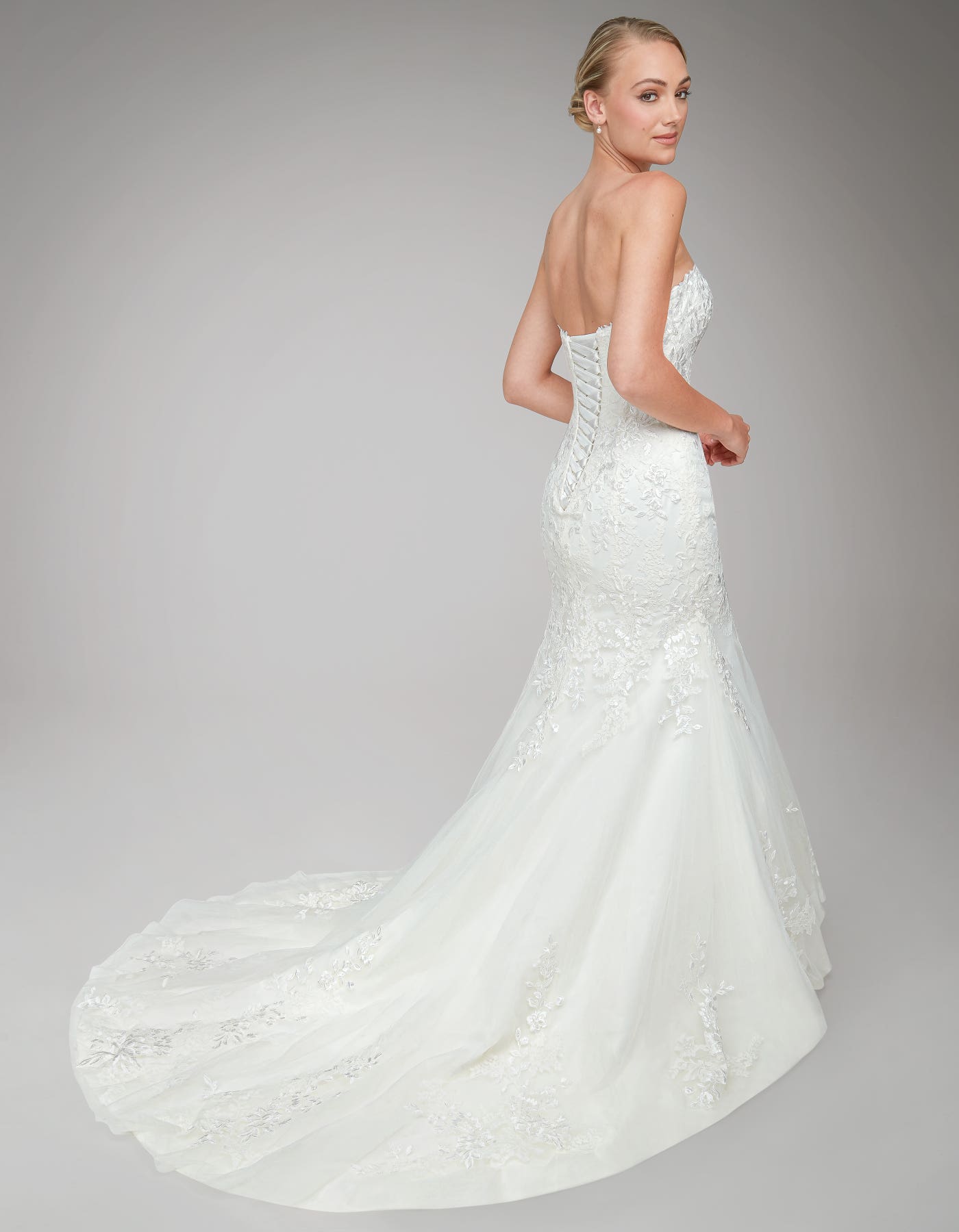 Michaela - A vintage fishtail wedding dress | wed2b Michaela - A vintage fishtail wedding dress | wed2b