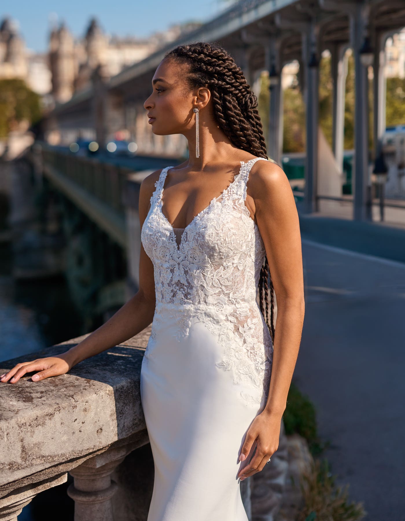 wedding dress fitted to hips Fit And Flare Wedding Gowns: Comfort Meets Style