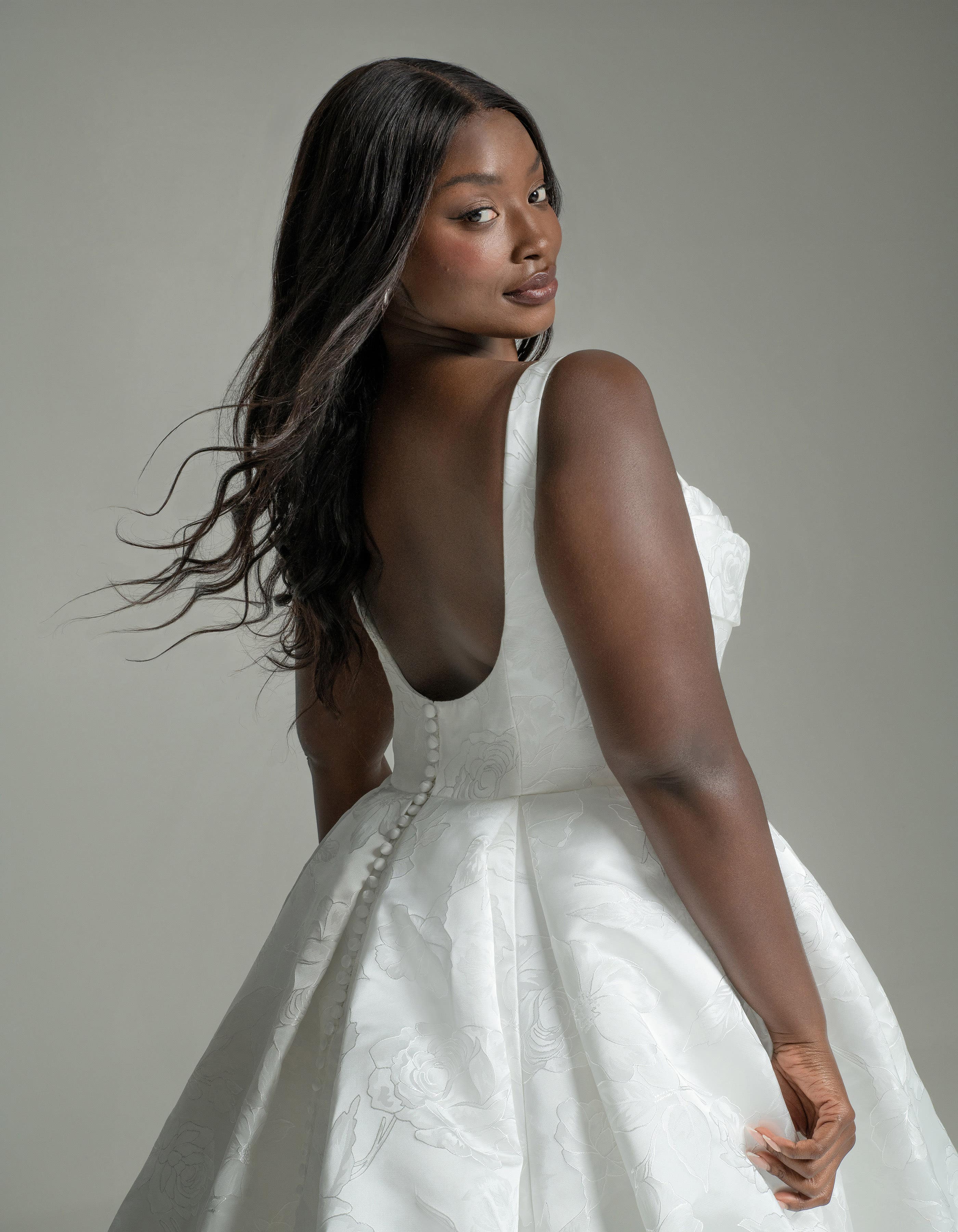reba-ballgown-wedding-dress-crop2-sofia-cruz.jpg