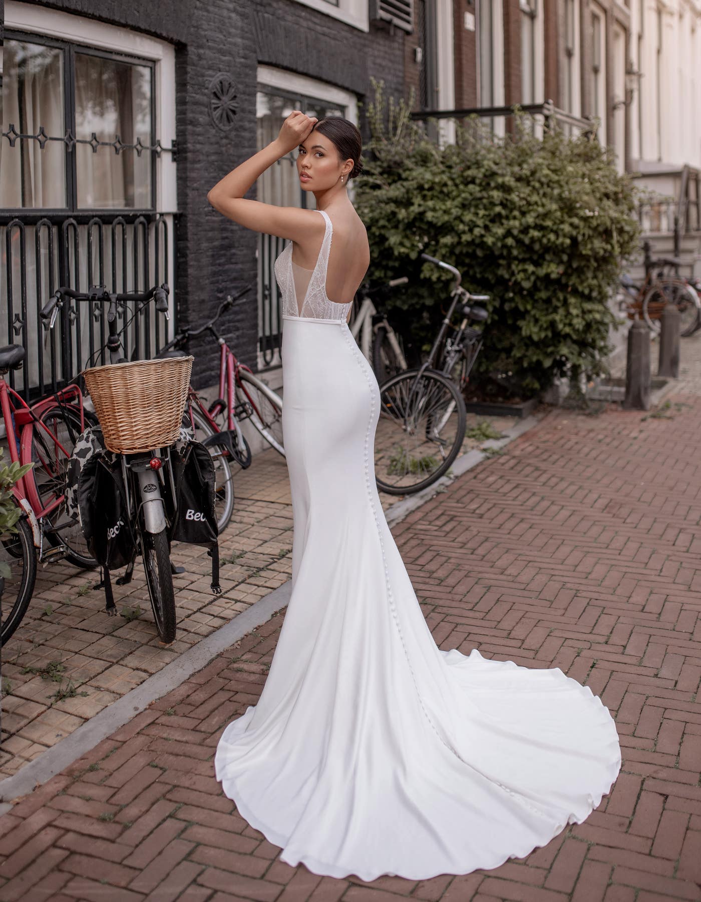 square neck corset wedding dress Zapaka Women Ivory A Line Floral Bridal Dress, Ivory / US18W lace up closure (loops)Corset boning Sierah a contemporary sheath with