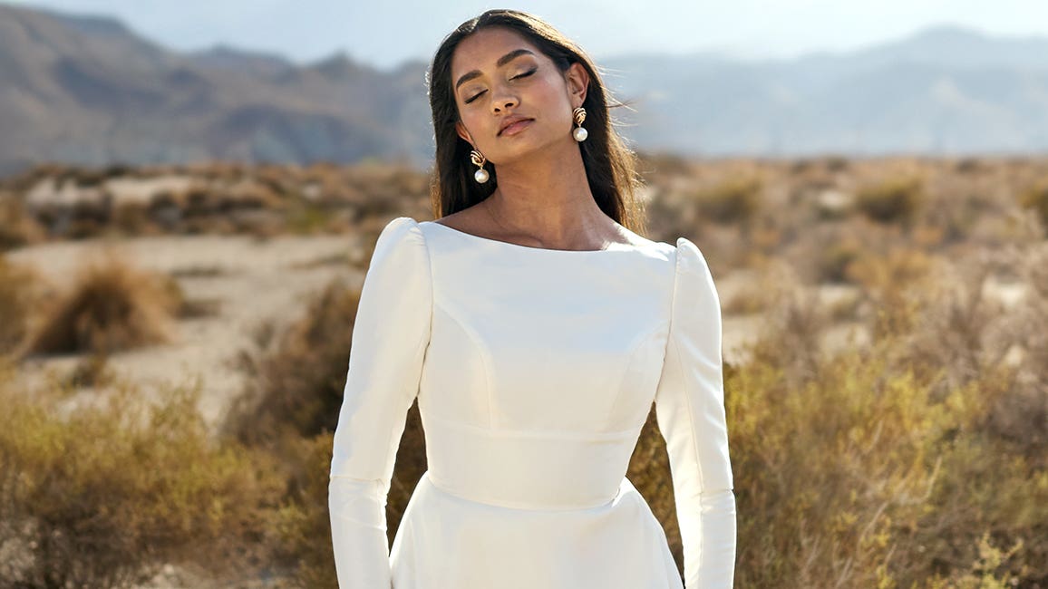 boat neck wedding dress a line Vintage Boat Neckline Gown Sleeveless Satin Wedding Boat Line Wedding Dress Boat Neck