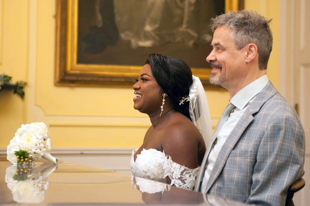 Die standesamtliche Hochzeit von Vanessa und Steve