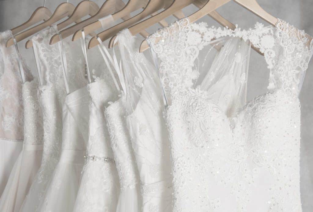 wed2b: Bridal shops with a big difference