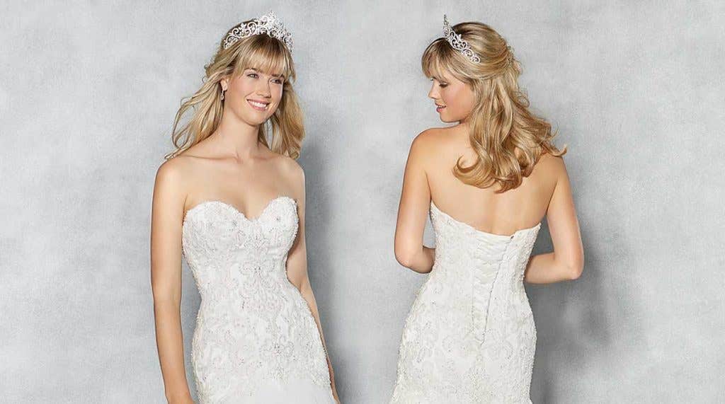 Spotlight on… our amazing new mermaid wedding dress