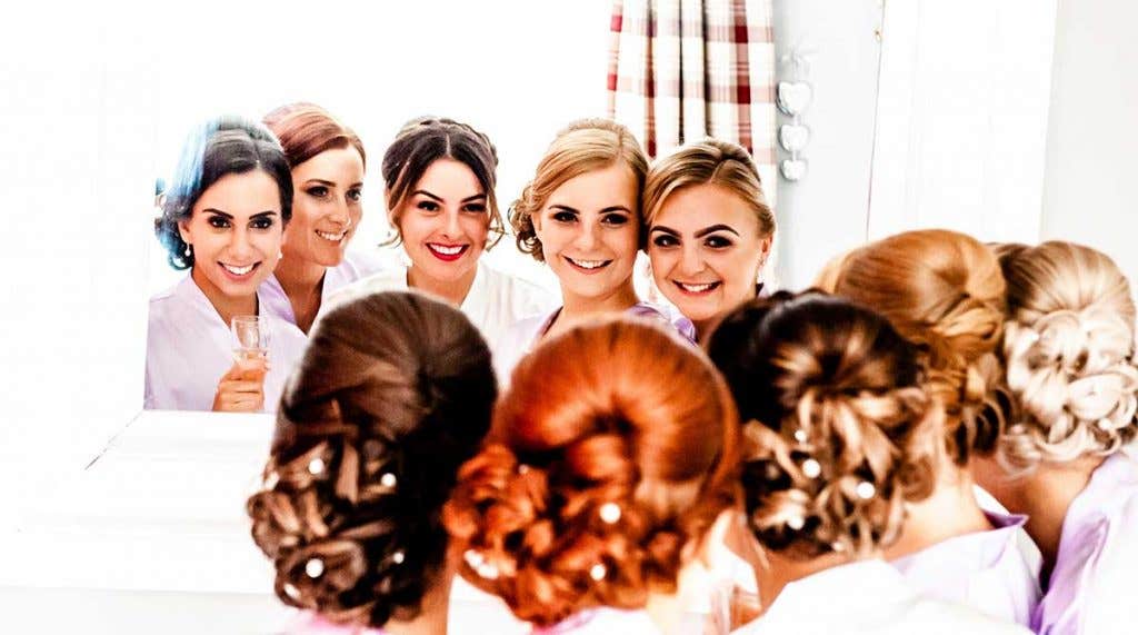 Real Weddings Bromley: Stephanie and William’s stylish small wedding