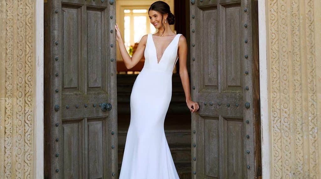 Keep your cool in these summer wedding dresses…