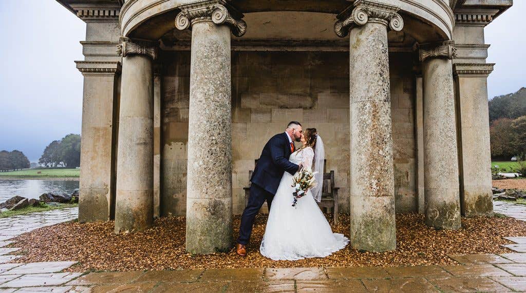 Lori-Dee and Daniel’s chic orange and navy wedding