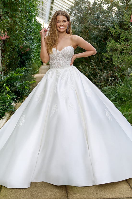 wow classic wedding dress WoW Wedding Ideas