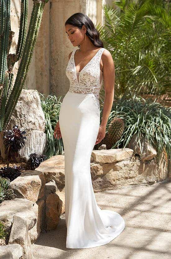 Here's why ivory wedding dresses are oh-so flattering | wed2b Here's why ivory wedding dresses are oh-so flattering | wed2b