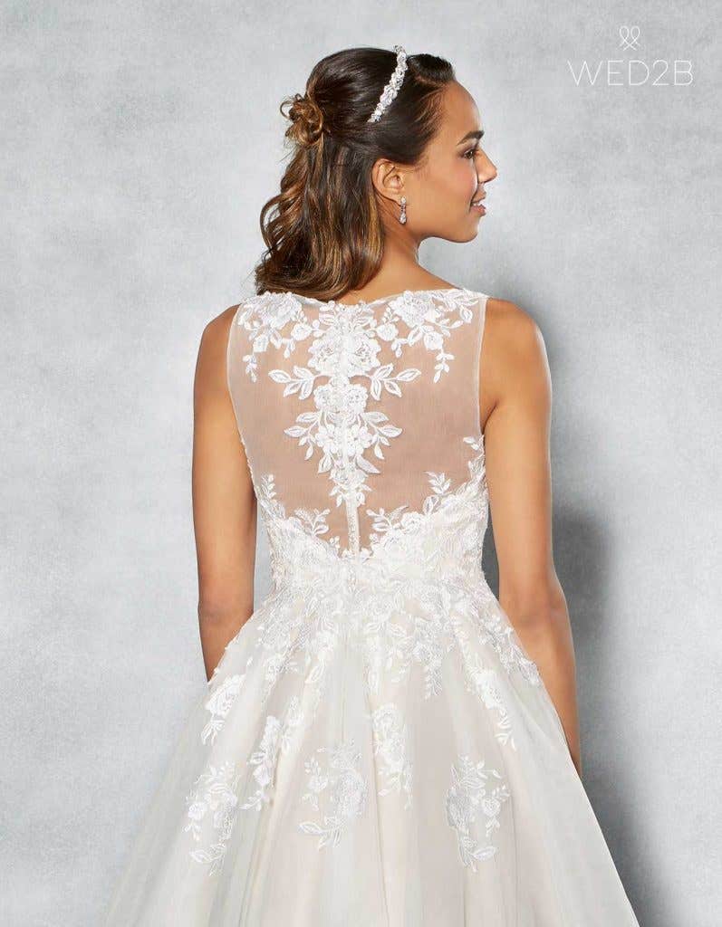 The essential guide to low back wedding dresses - Briony