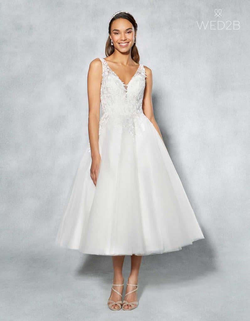 The essential guide to low back wedding dresses - Briony