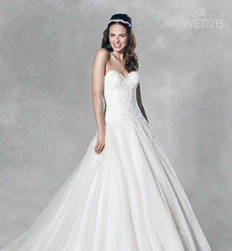 Find the perfect strapless wedding dress with Viva Bride