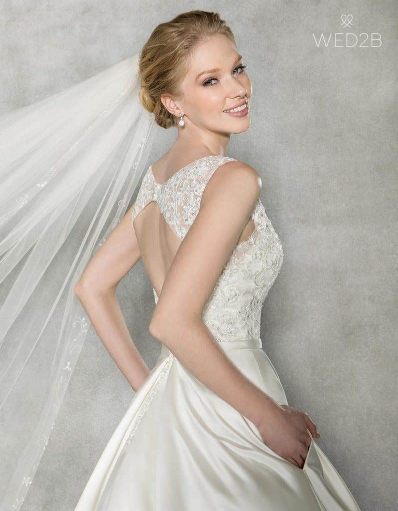Fabulous vintage style wedding dresses from Anna Sorrano - Destin