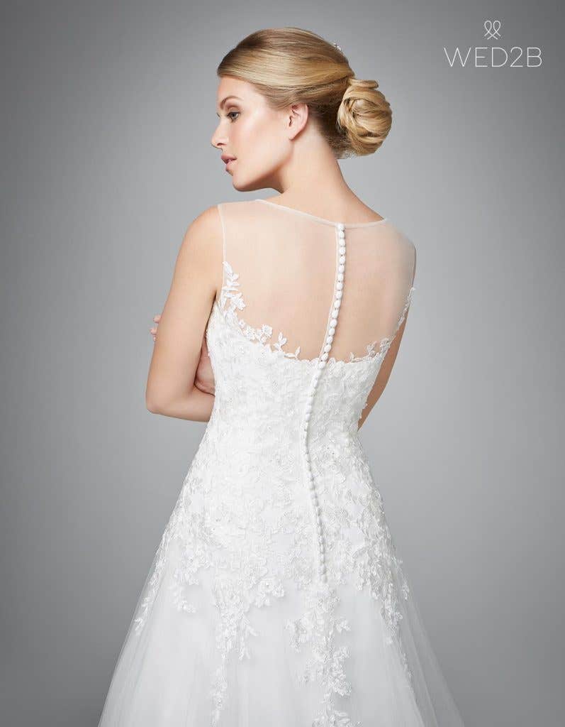 Fabulous vintage style wedding dresses from Anna Sorrano - Carlotta