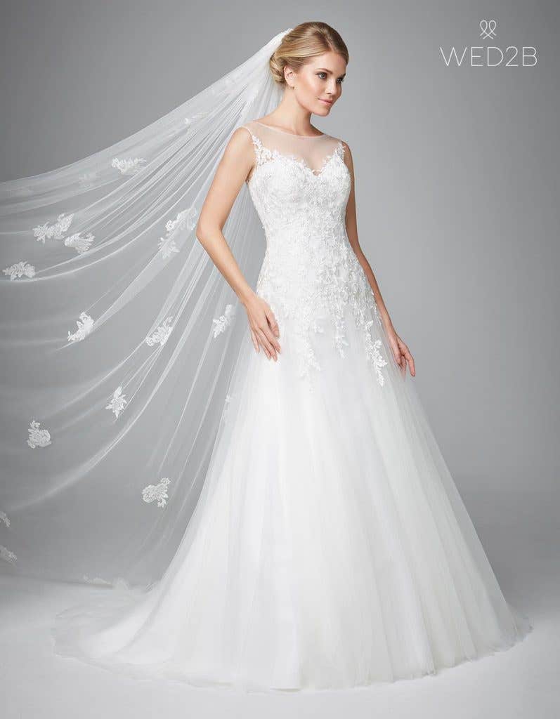 Fabulous vintage style wedding dresses from Anna Sorrano - Carlotta