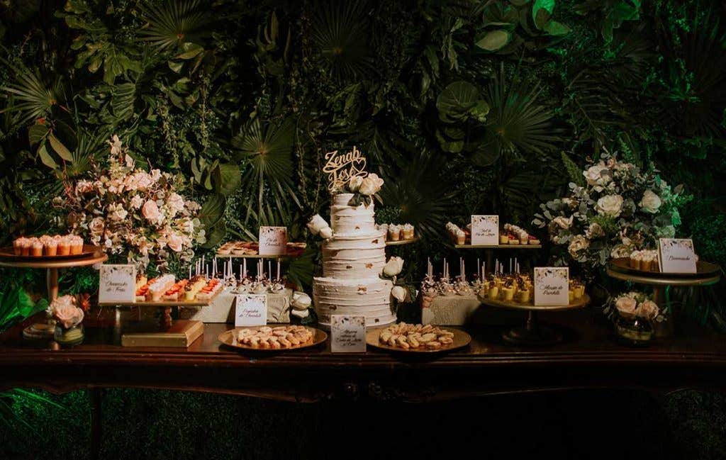 Real Weddings Liverpool: Jessica and Danny’s intimate town hall wedding - Summer