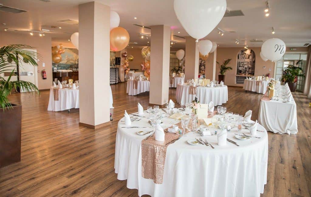 Real Weddings Southampton: Charlotte and Kieran’s stylish rose gold wedding - Summer