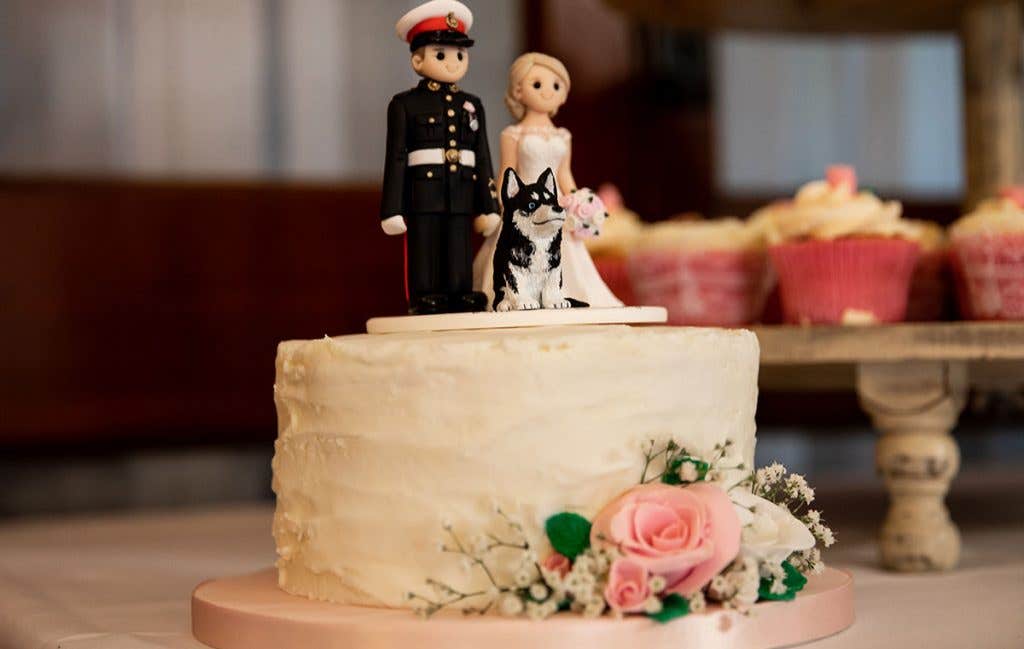 Real Weddings Norwich: Amy and Sam’s relaxed and romantic wedding day - Bronwyn