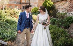 Real Weddings Camberley: A glorious day full of sunshine, singing and an Easter egg hunt