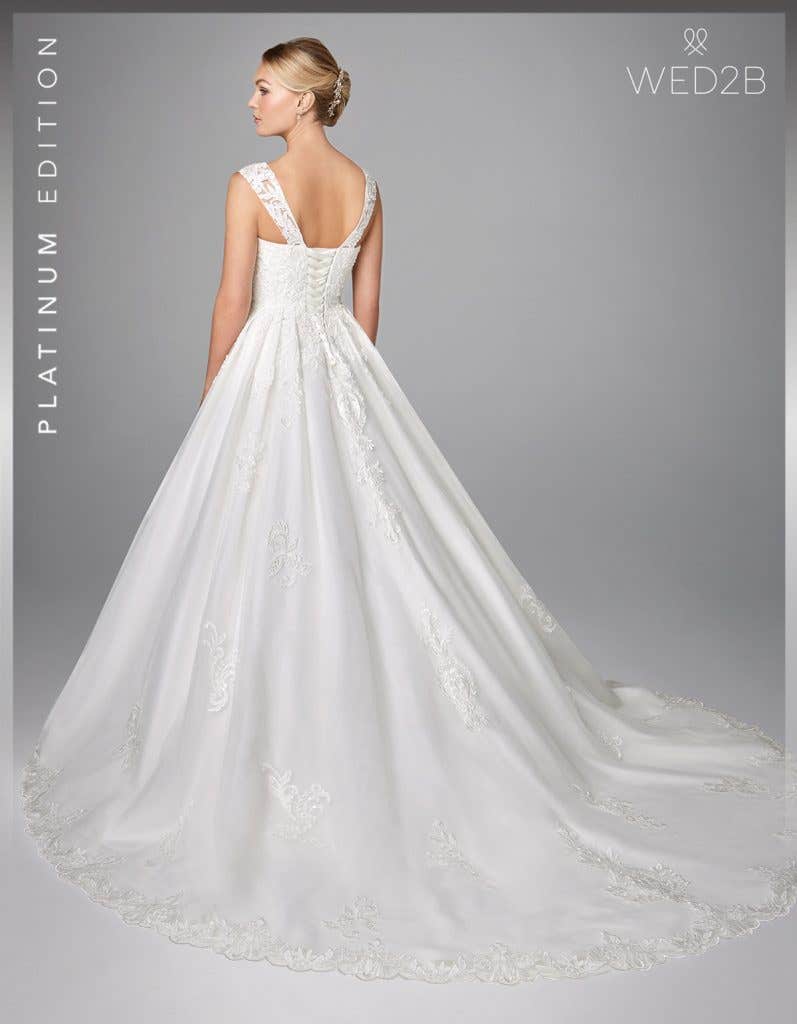 Back view of wedding dress with straps Karolina