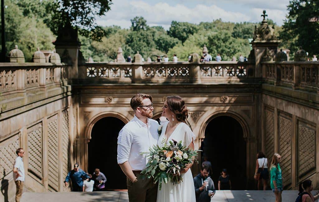 Central park wedding photos for this New York wedding