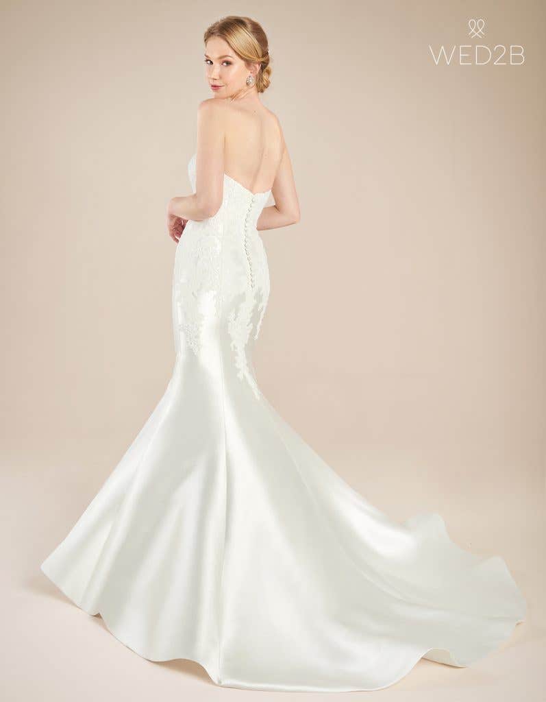 Back view of vintage wedding dress Alana by Anna Sorrano