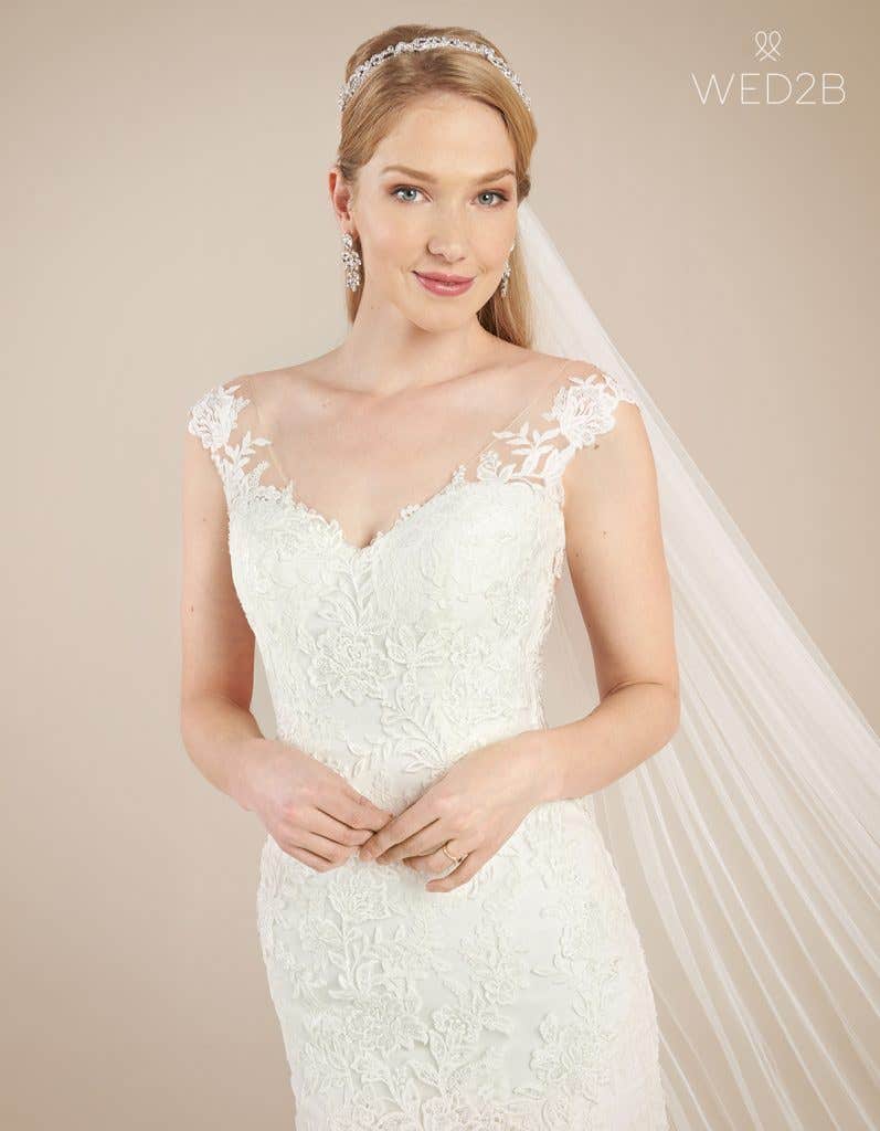 Front crop view of vintage wedding dress Flynn by Anna Sorrano