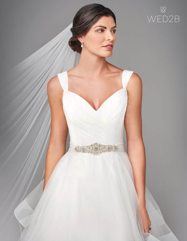 Front view of pleated wedding dress Elise by Anna Sorrano with accessories
