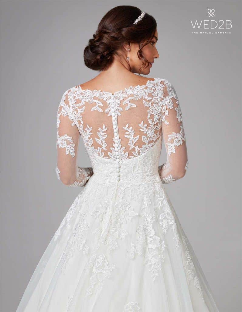 Stephanie a long sleeve lace wedding dress by Anna Sorrano