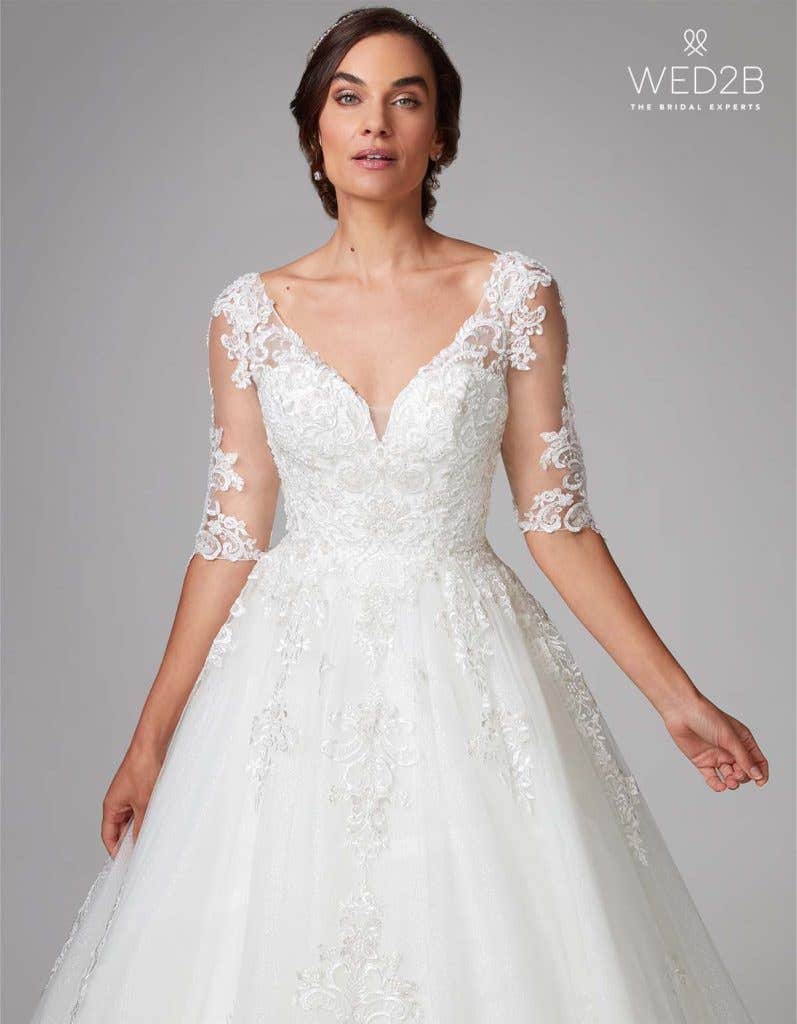 Valera long sleeve lace wedding dress by Anna Sorrano