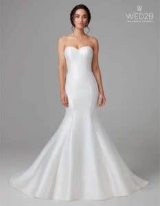 The best wedding dresses for hourglass figures