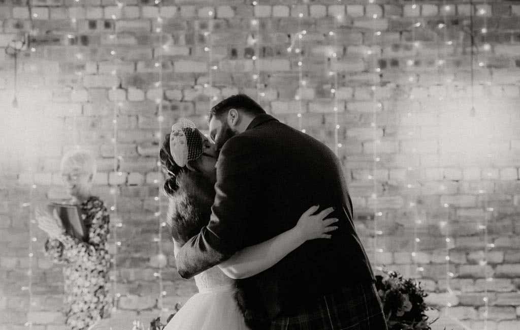 Real Weddings Edinburgh: Maria and Josh’s travel-themed wedding