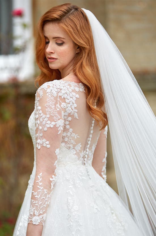Plain tulle wedding veil Willa