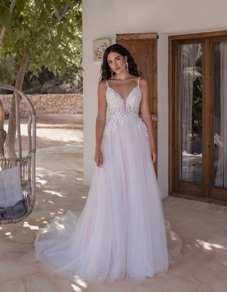 Coralie A-line wedding dress front view by Heidi Hudson