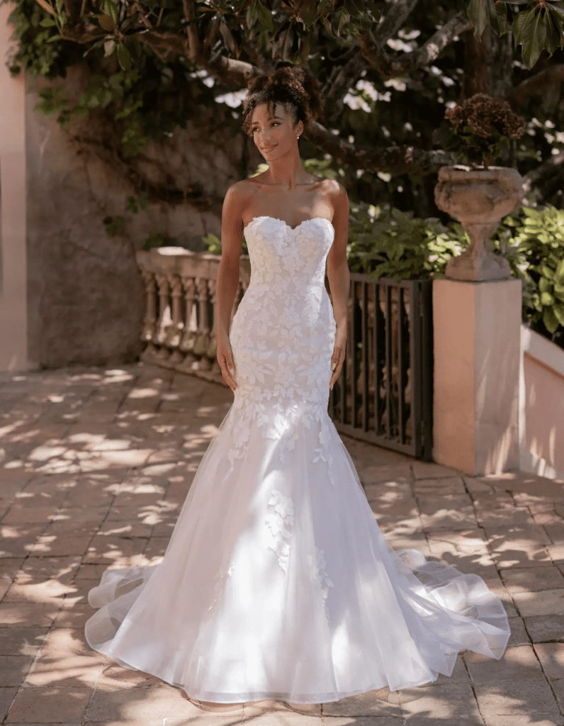 Ryder a structured mermaid wedding dress silhouette from side view