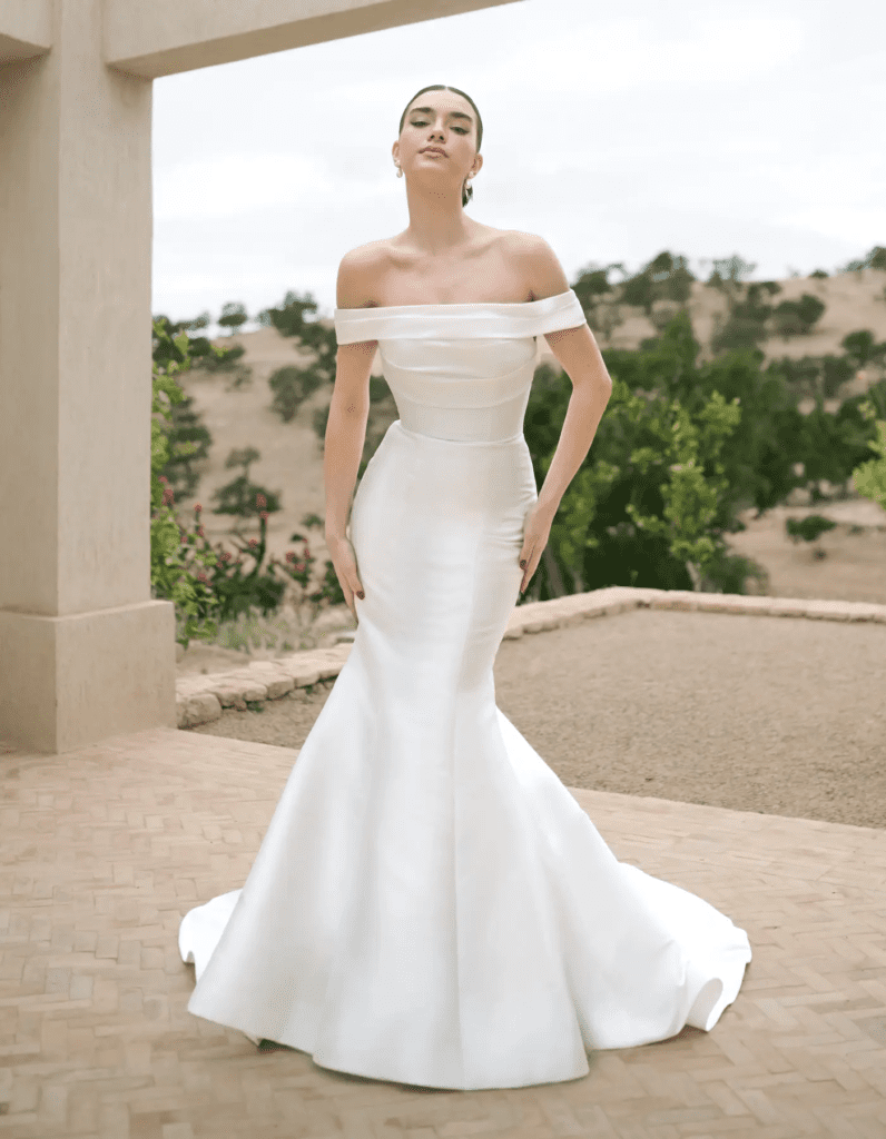 Modern Sofia Cruz bridal gown with clean structure and elegant statement styling