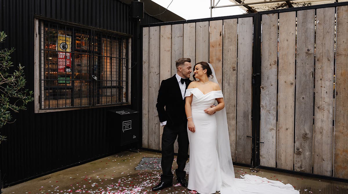 Real Barn Wedding UK: Rustic Inspiration from Real Brides