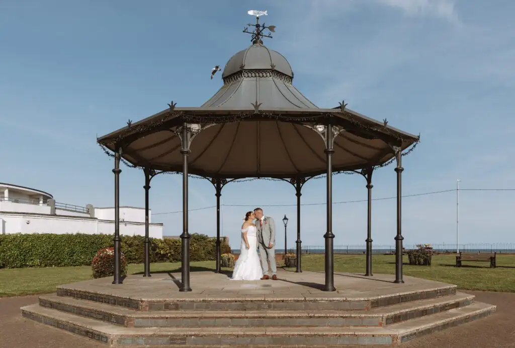 Real brides who planned quick turnaround weddings
