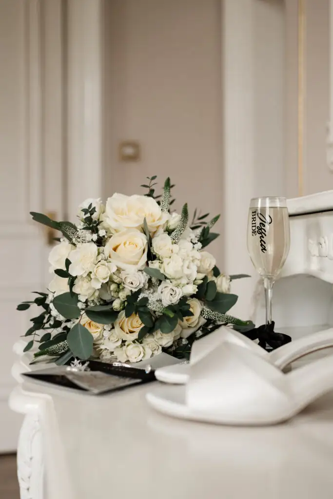 Jessica and Lee's wedding ceremony moment